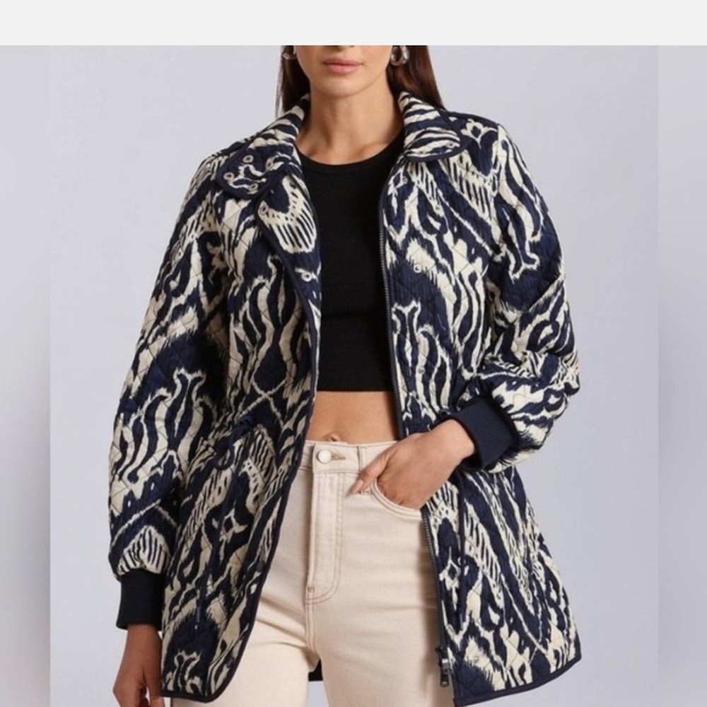 Bagatelle Navy Ikat Print Quilted Cotton Jacket size Small